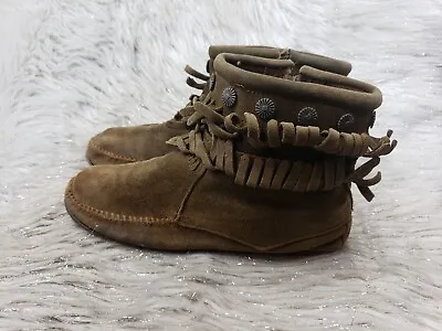 MINNETONKA 695F Moccasins Brown Suede Leather Ankle Booties Size 7 • $19.99