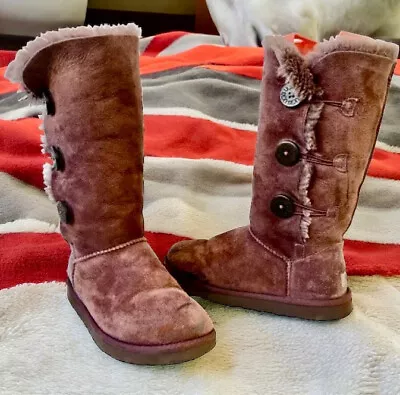 UGG Australia Bailey Button Tall Boot Brown Suede Sheepskin Womens 8   • $34