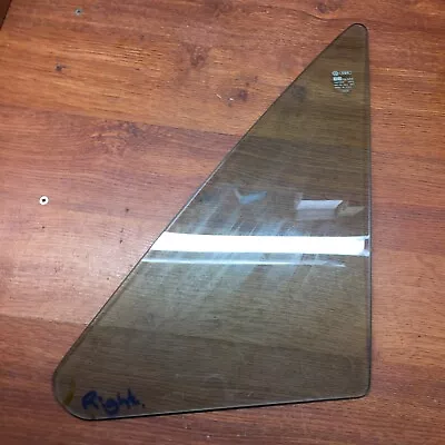 82 Volkswagen Rabbit MK1 OEM 4 Door Right Front Quarter Corner Window Glass B36 • $89.20