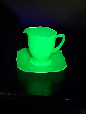 Vintage New Martinsville Jadeite Fancy Square Glass Creamer With Plate • $38