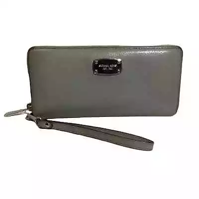 Michael Kors Pebbled Gray Leather Wallet • $30