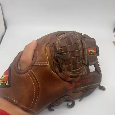 Easton Glove Mitt Leather Baseball Softball World Series EC3125 RHT • $29.99