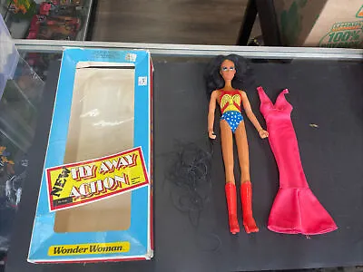 Vintage Mego 1976 WONDER WOMAN FLY AWAY ACTION Doll W/Box Clothes & Accessories • $235