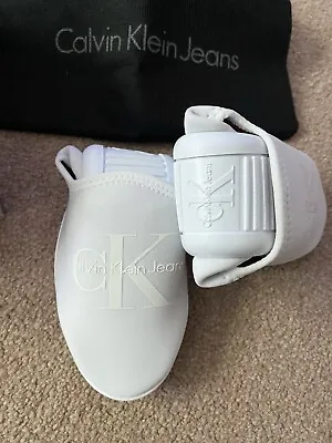 £19.99 • Buy Calvin Klein Women’s White Travel / House Shoes Size 39 M (5-6) New RRP£39.99