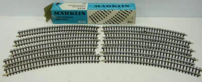 Marklin 2131 HO R424 K Curved Track Sections • $13.13