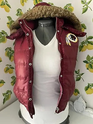 Victoria’s Secret Pink NFL Washington Hooded Puffer Vest • $19.77