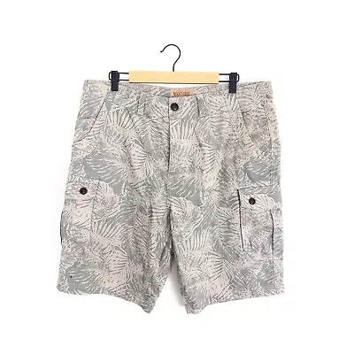 Mantaray Grey Beige Tropical Floral Leaf Cargo Shorts - Size 38 W38 • £18