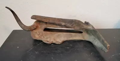 O C White Cast? NEWHOUSE? Saw Sharpening Vise • $17.99