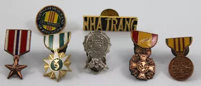 Lot Of 7 Military Lapel Pins / Hat Pins Vietnam Air Force Free Shipping • $15.99