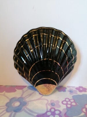 £10 • Buy Vintage Mid Century Black + Gold Art Deco Sea Shell Wall Vase 22 Karat Preloved