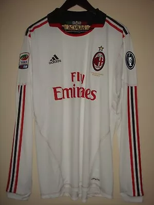 Zlatan Ibrahimović - AC Milan - Match Worn Shirt - SIGNED By The Entire Team • $1000