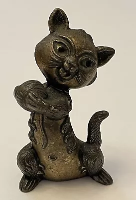 Vintage Brass Cat Kitten Holding Yarn Ball MOD DEP Figurine 2.75  Made In Italy  • $12.98