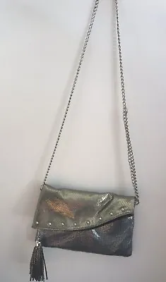 Miss Gustto Carlotta Silver Metallic Handbag • $100