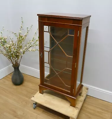 £40 • Buy Antique Mahogany Astral Glazed Closed Glass Three Shelf Display Cabinet  |119