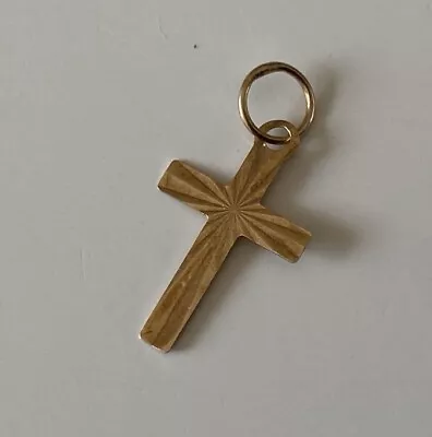 VINTAGE Small SOLID 9CT GOLD CROSS PENDANT / Charm • £24