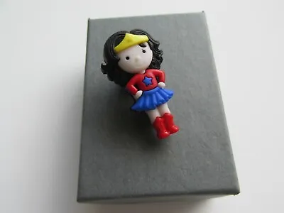Handmade Superhero Wonder Woman Dc Comic Brooch Lapel Pin Boxed - Gift For Mum  • £4.50