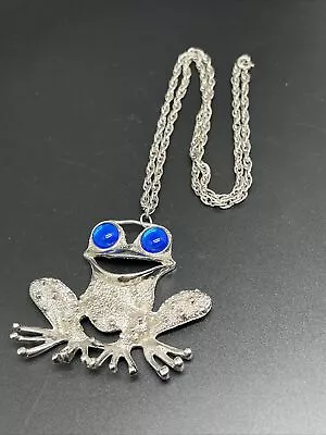 Vintage Big Frog Pendant Necklace Blue Glass  Eyes  Silver Tone Rare (3229) • $26