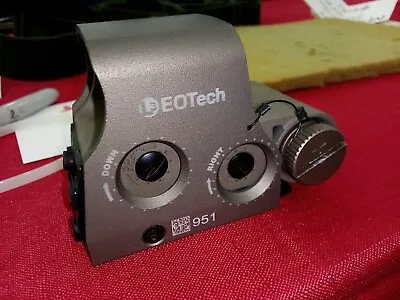 EOTECH LE/MIL XPS3 TAN Holographic Weapon Sight - CAG Surplus 2012 • $1099.99