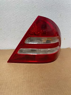 2005-2007 Mercedes-Benz C 230 C240 W203 C-Class Right Passenger Tail Light 4679N • $54.99