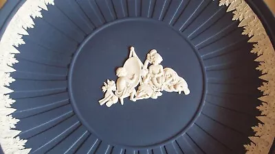 $20 • Buy Vtg Wedgewood Jasper Cake Plate Portland Blue Fluted Cherubs