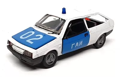 Russian Made 1/43 Scale Diecast RU01 - Lada - Blue/White • $31.31