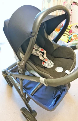 £300 • Buy Maxi-Cosi UPPAbaby VISTA Pushchair, Car Seat, Carrycot, ISOFIX Base 2015 Model