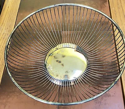 Vintage Silver Plated Wire Serving Bread Fruit Basket 9.5  Unique Design Nice! • $19.12