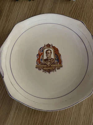 £5 • Buy Edward VIII Coronation Plate By Ivory England Purple Rim