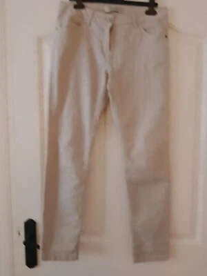 £8 • Buy Next Relaxed Skinny Jeans Size 12 R