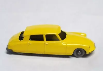 Vintage 1959 MOKO Lesney Matchbox No.66 CITROEN D.S.19 • $39.99