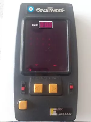 Vintage Space Invader Handheld Game Console . Entex Electronics.  1980. Black • £20