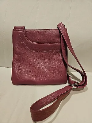 RADLEY Pockets Pink Soft Leather Zip Top Small Crossbody Bag • £24.99