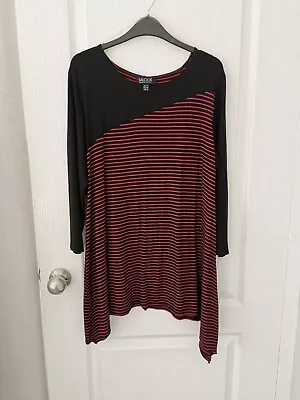 Saloos Red And Black Top. Size 14 • £2.50