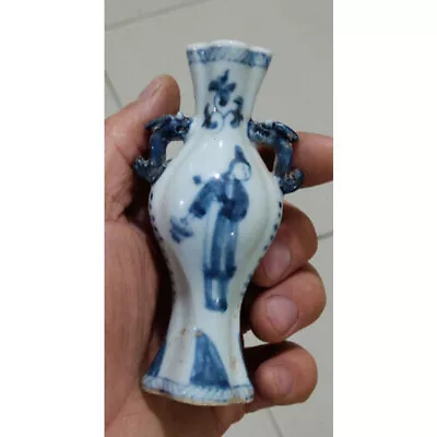 3.9  China Ming Blue And White Porcelain Chai Kiln Ancient Beautiful Woman Vase • $98