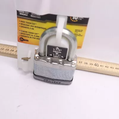 Master Lock Magnum Heavy Duty Padlock M15XDLF - NO KEYS • $10.46