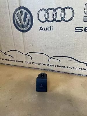 VW Volkswagen Polo 9N3 Rear Screen Demist Switch Button 6Q0959621  • $9.94