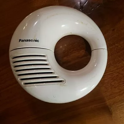 Vintage 70's Panasonic Working AM Transistor Radio R-72 Toot-A-Loop White • $35