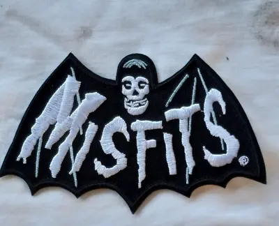 The Misfits  Embroidered Sew On Patch Fiend Bat Crimson Ghost New 4  X 2.1/2  • $9.95