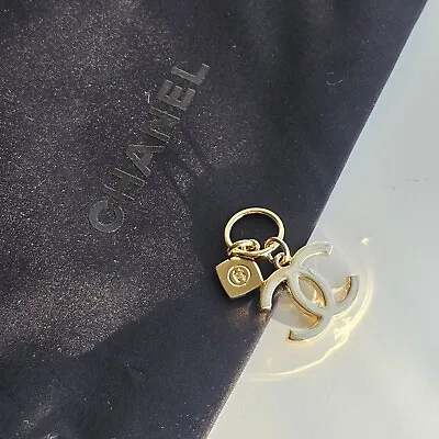 Chanel CC Limited Edition Holiday Gold Charm With Dust Bag Brand New • £45