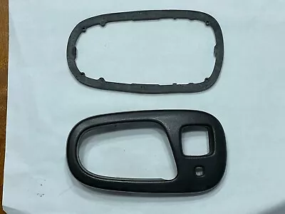 92 93 94 Geo Metro Door Handle Trim Bezel REAR Driver Side Interior Inside READ • $22