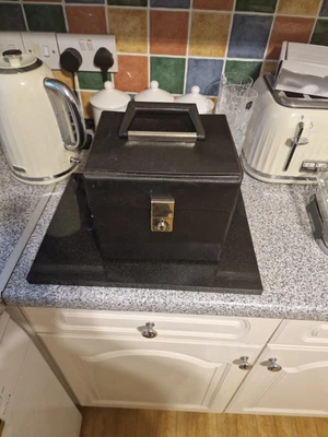 Vintage 70s 60s 7  Vinyl Single Records Case In Black • £18