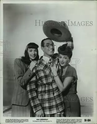 1950 Press Photo Frances Ramsden And Harold Lloyd Star In  Mad Wednesday  • $19.99