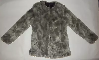 H&M Faux Rabbit Fur Gray Jacket Short Pockets Women's Size 4 • $19.99