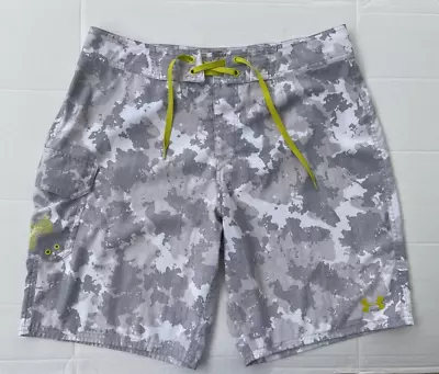 Mens Under Armour Heatgear Loose Fit Lt Gray Camo Swim Trunks Boardshorts 36 • $18.99