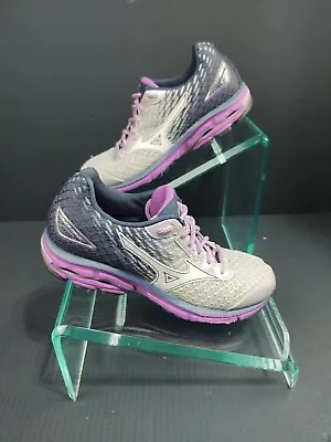 Mizuno Wave Rider 19 Women's Running Athletic Training Shoes. Size 9          C1 • $26.99