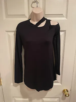 NWT Go Couture Black Shoulder Cutout Long Sleeve Top - Small • $6.99