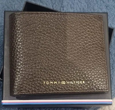 £23.45 • Buy Tommy Hilfiger Men's Premium AM0AM10606 Peble Leather  Cards Wallet_ Brown