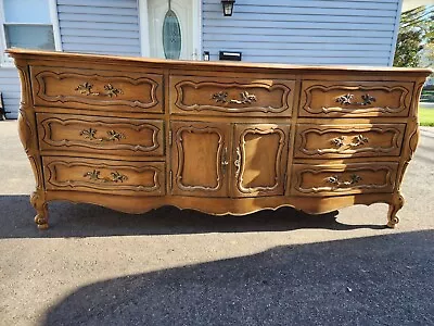 Vintage Thomasville French Provincial Large Dresser With Mirror Wood Read • $499.99
