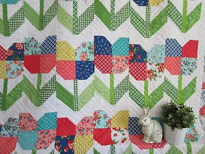 MODERN VINTAGE Quilt HANDMADE  TULIP GARDEN  ? MODA FABRIC 64 X 82 AMAZING • $150