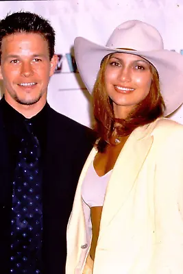 JENNIFER LOPEZ & MARK WAHLBERG - MTV VIDEO MUSIC AWARDS - 1998 - 35mm • $19.99